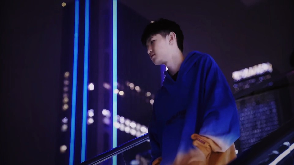 LNG Esports 官方：与团队打野选手 Weiwei 续约成功；