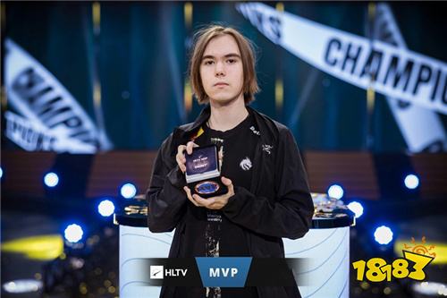 Viper秀起来了，2025LPL春季赛常规赛各大奖项公布